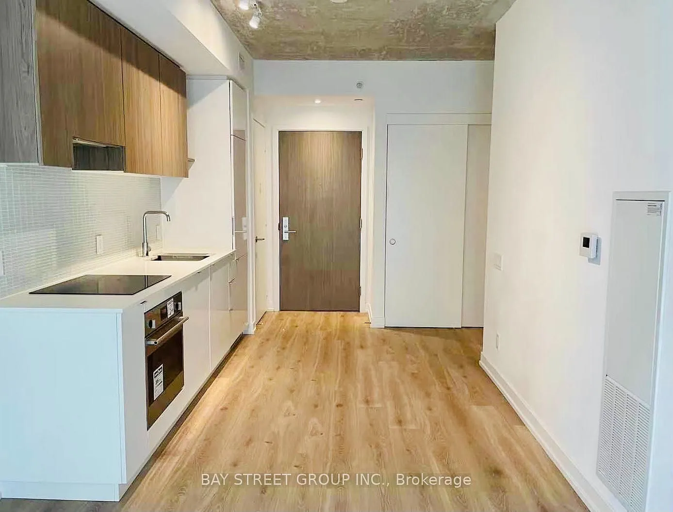 2 bed, $2,150 — Photo 2