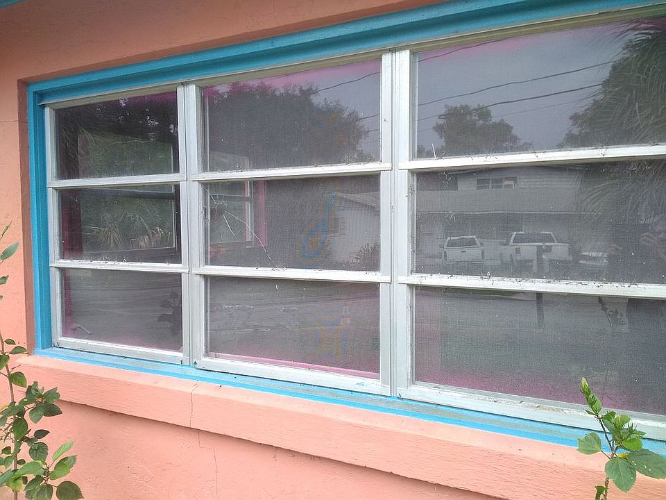 2nd image of 1417 Kirby St