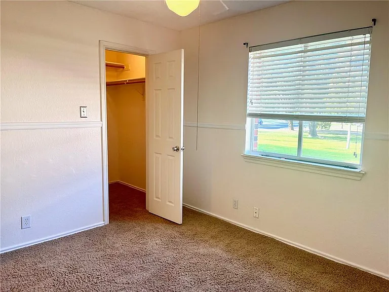16831 Bailey Jean Dr — Photo 5