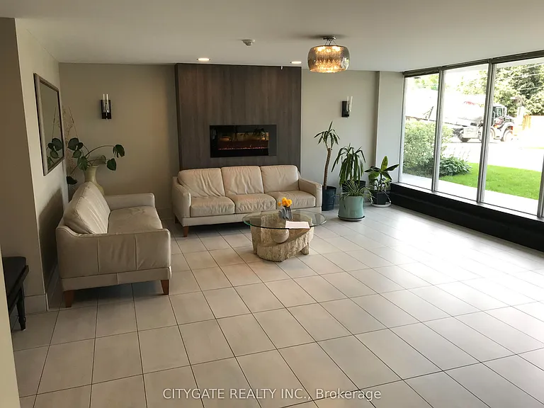 1100 Caven St #Penthouse 10 — Photo 21