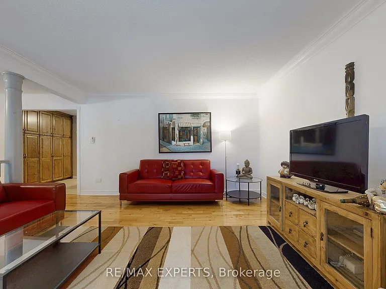 3180 Fleming Blvd — Photo 9