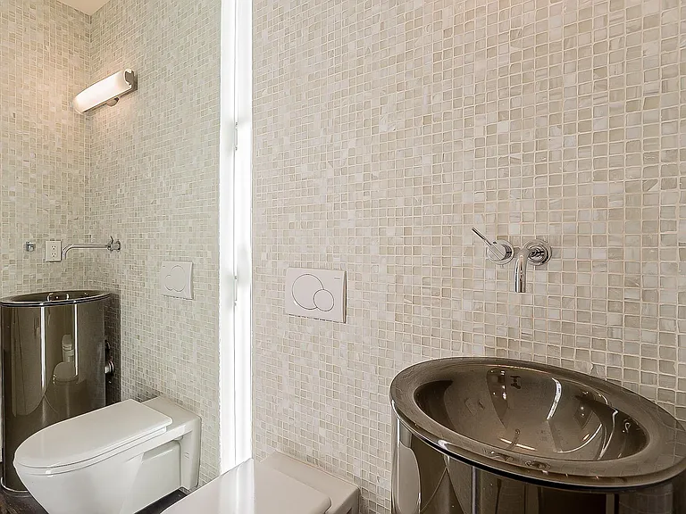 21 6th St #406 — Photo 9
