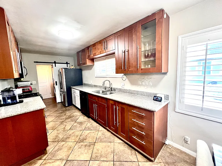 4340 Sepulveda Blvd — Photo 9