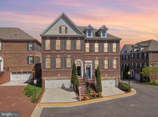 4090 Glendale Way, Fairfax, VA 22030