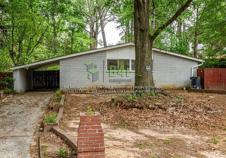 6658 Westfield Dr — Photo 1