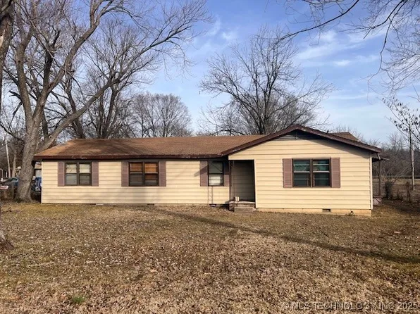 511 SE 4th St, Spiro, OK 74959