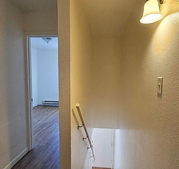 301 Morningside Dr SE #A-F — Photo 11