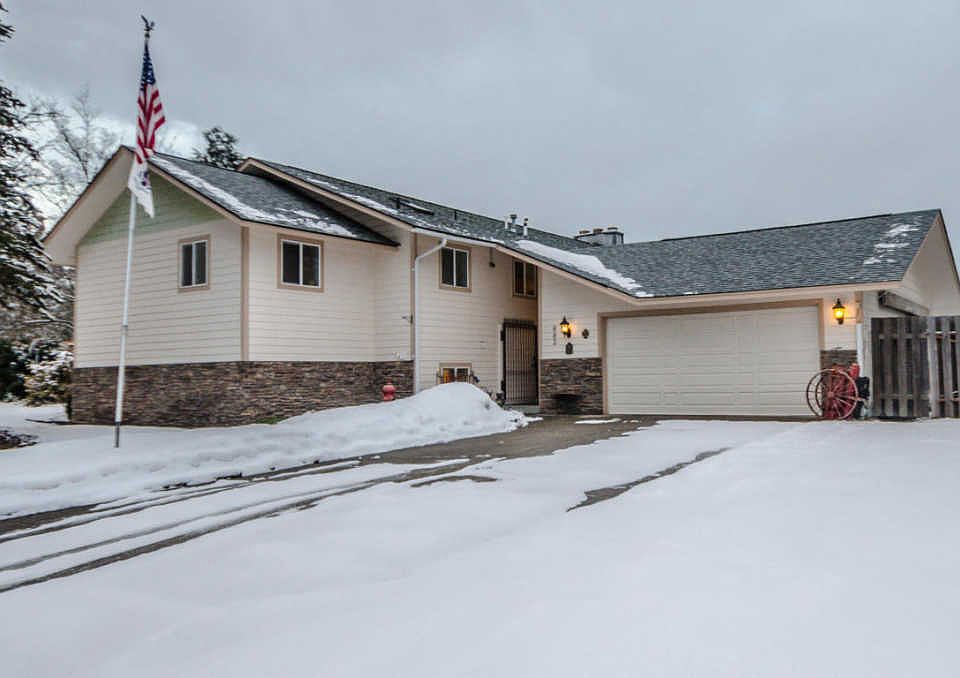 1st image of 883 N Glasgow Dr