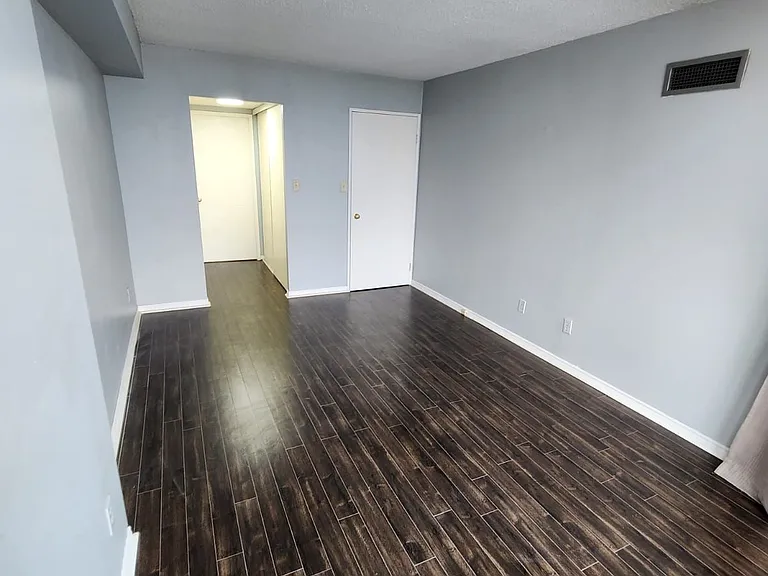 400 McLevin Ave #1705 — Photo 6