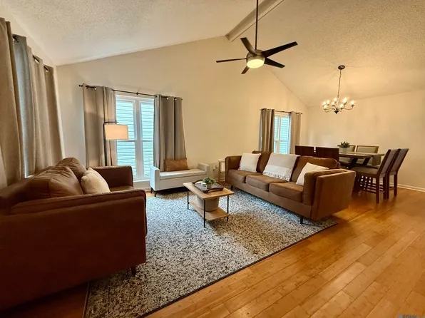 419 Bonarbridge Dr, Baton Rouge, LA 70808
