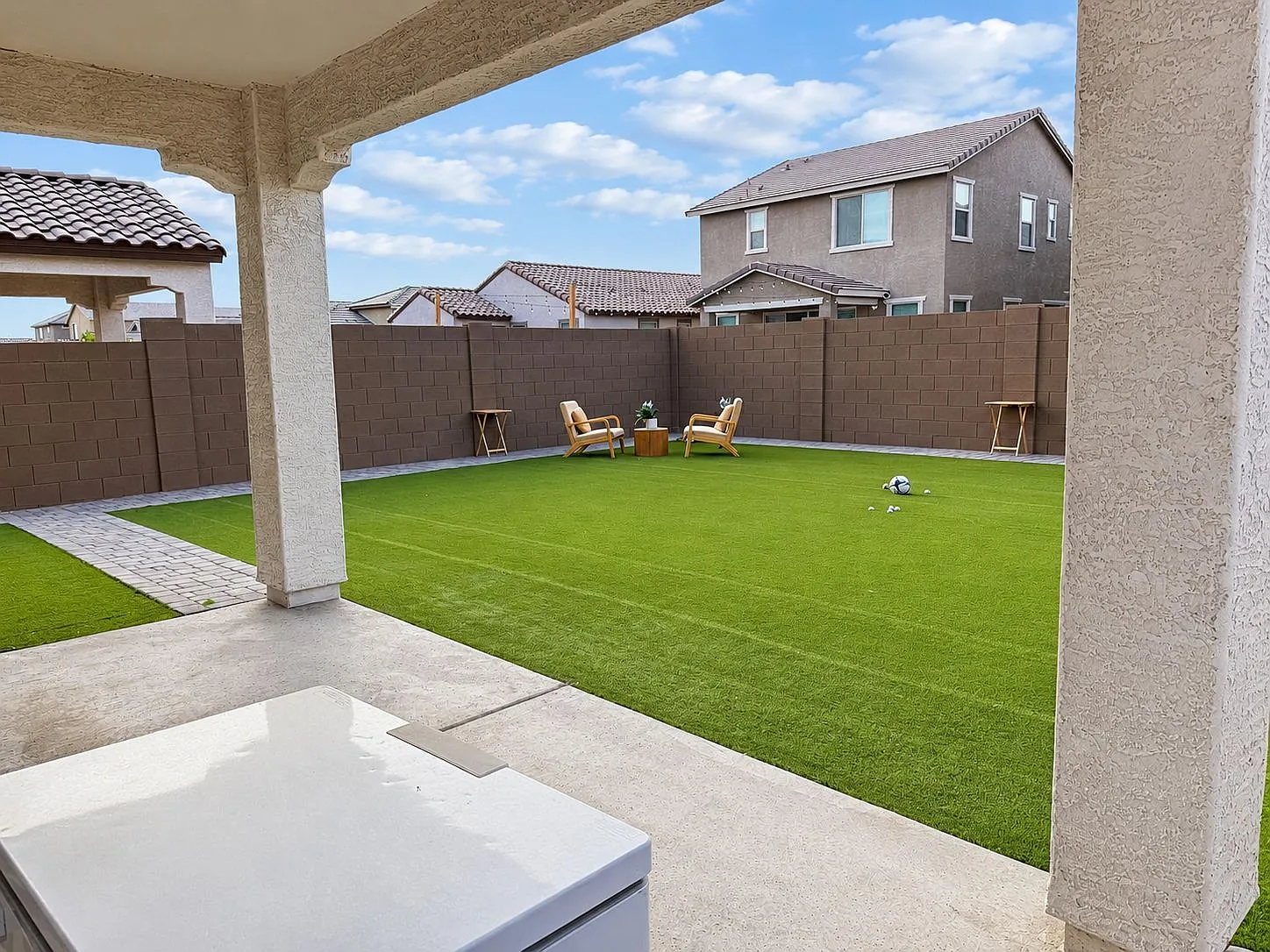 4 bed, 2579 sqft, $3,499 — Photo 4
