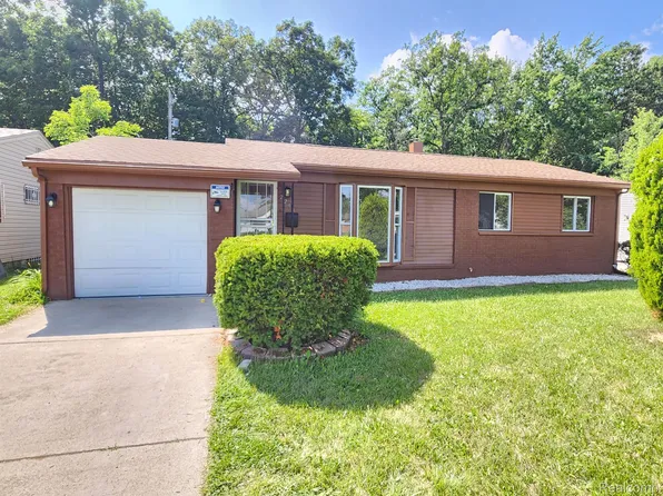 2293 Bates Rd, Mount Morris, MI 48458