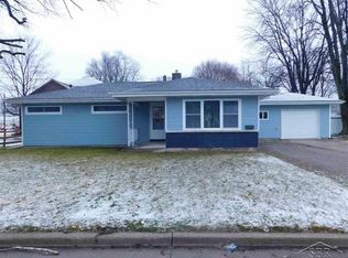 331 Charles St, Saint Charles, MI