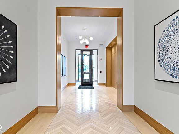 4th image of 855 N East St #106