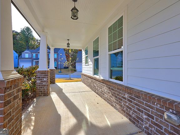 2nd image of 3088 Lantana Way