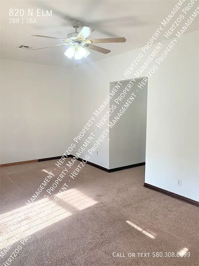 Spacious 2 Bed, 2 Bath Home with a Deck $795/Month! — Photo 2