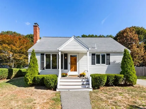 14 Foster Dr, Beverly, MA 01915