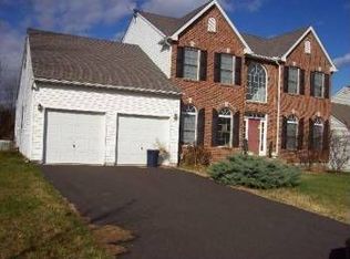 579 Bow Ln, Gilbertsville, PA 19525