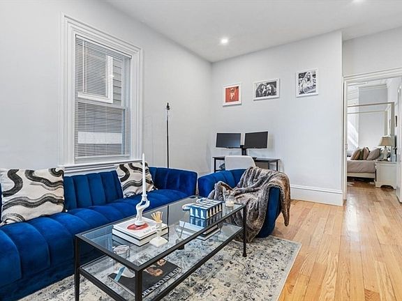 2nd image of 16 Atlantic St