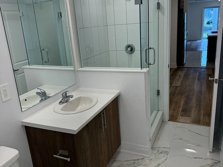 184 Franklin Trl #LOWER — Photo 8