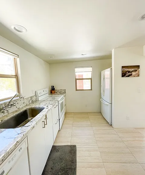 Little Morongo Rd — Photo 9