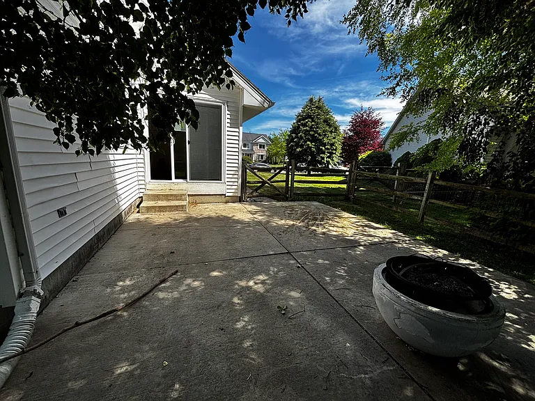 1751 Eaglecrest Rd — Photo 7