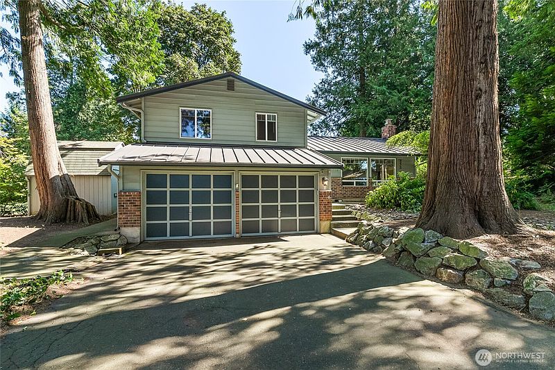 2nd image of 5928 Laurel Shaw Ct