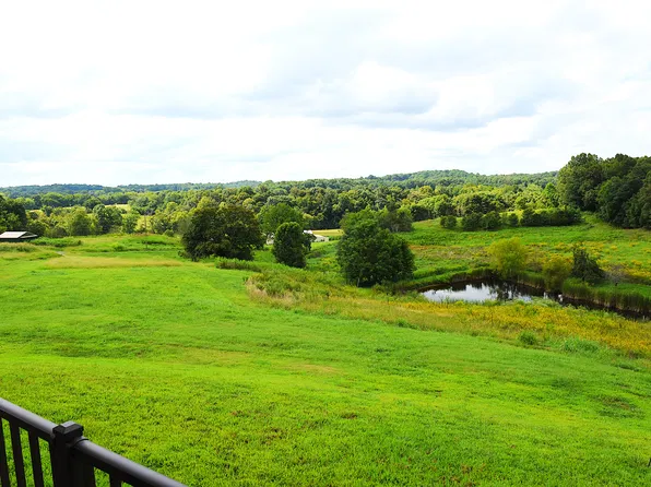 269 Cherokee Trl, Summer Shade, KY 42166
