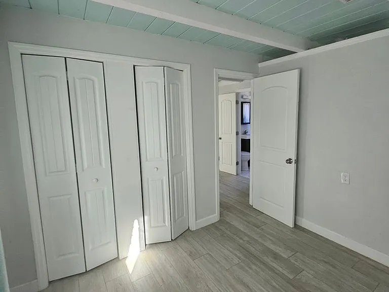 360 W Fray St — Photo 23