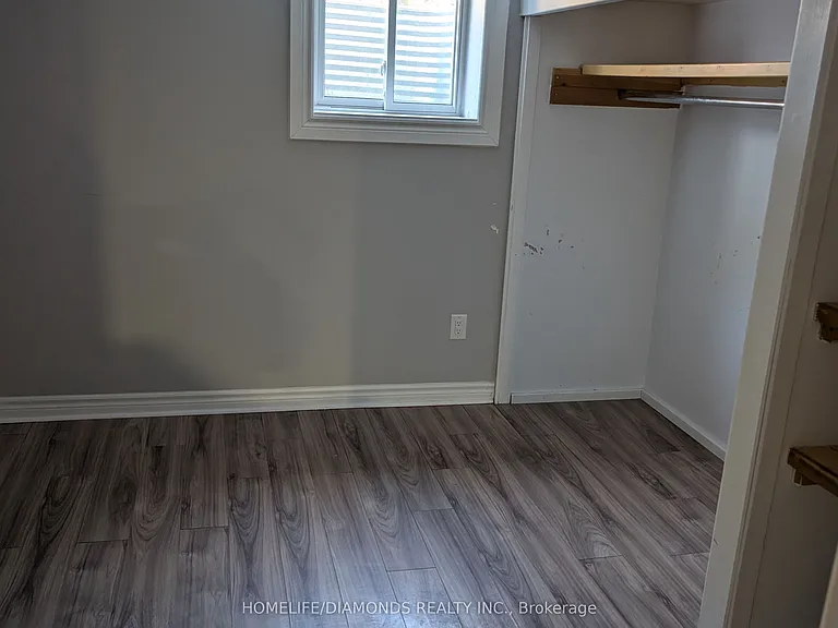 5 Calcott Ct #UPPER — Photo 11