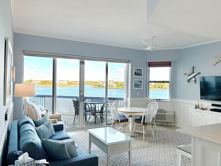 260 Dune Rd #120 — Photo 11