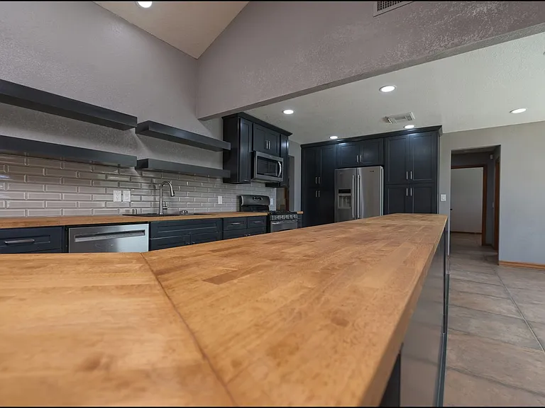 6412 Via Aventura Dr — Photo 29