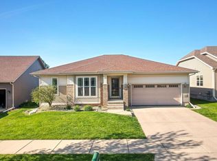 6108 Sledding Pkwy, Mc Farland, WI 53558