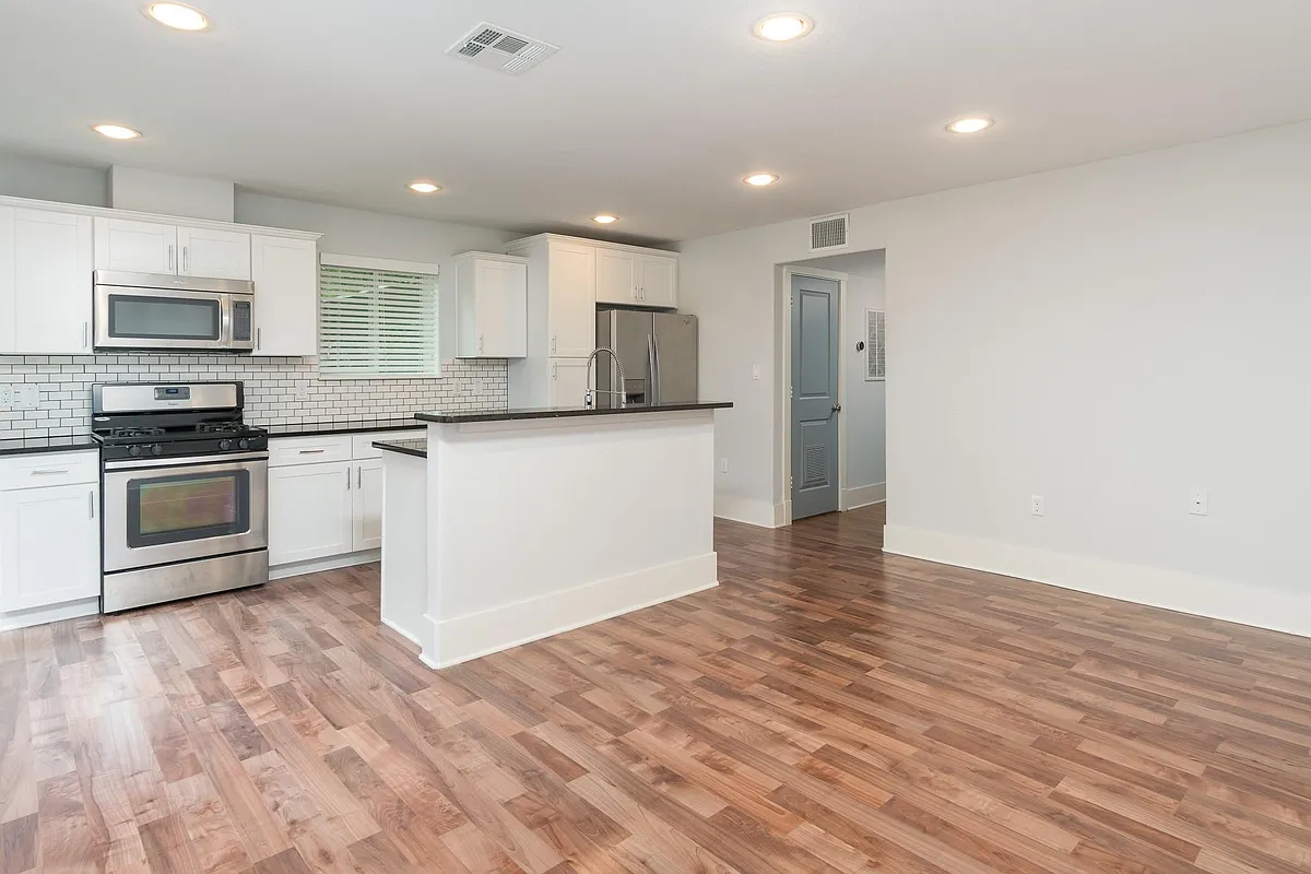 Building Photo - 2019 Huldy St #2