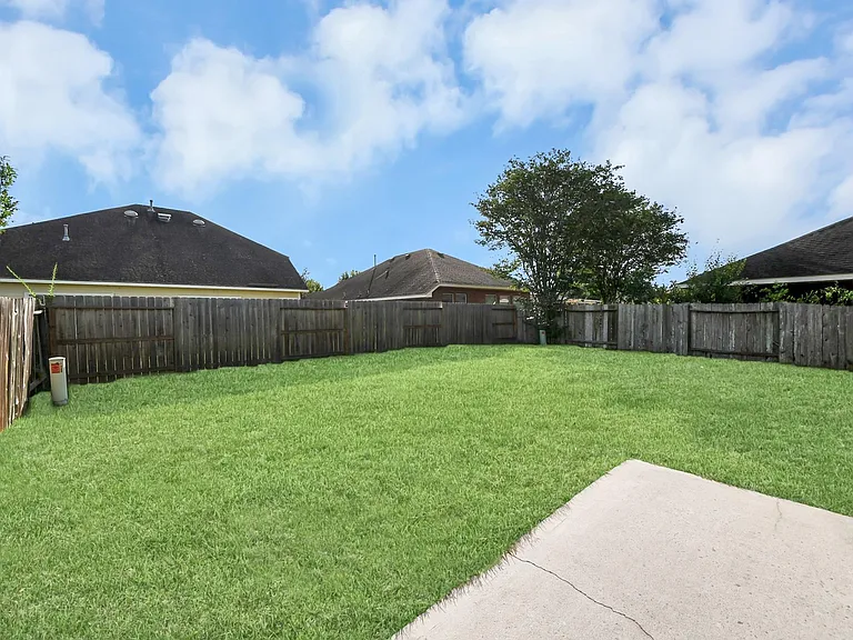 7030 Cornflower Ln — Photo 44