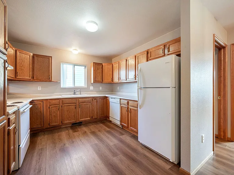 3809 Hamilton Ave — Photo 7