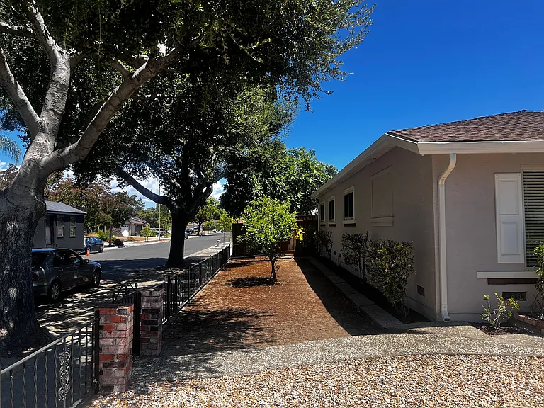 6002 Paxton Ct — Photo 29