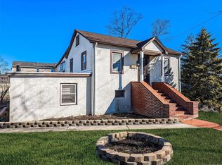 364 S 8th St, Lindenhurst, NY 11757
