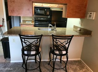 461 W Holmes Ave, Mesa, AZ 85210