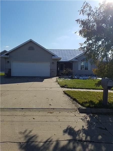 1st image of 416 Alvarado Ave