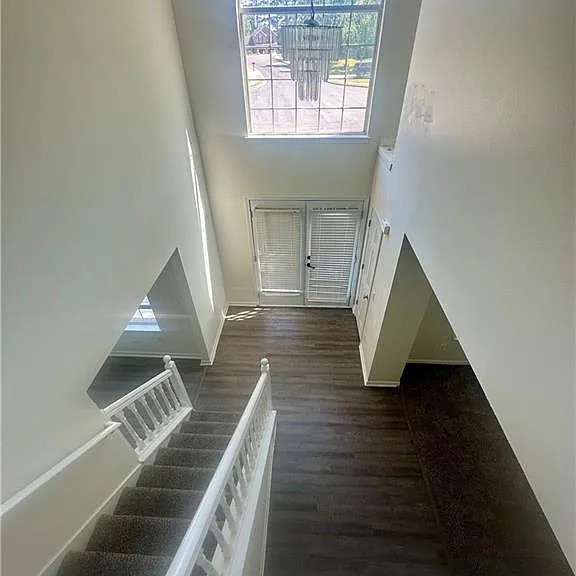 3635 Spring Mesa Dr — Photo 3