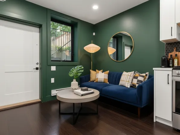 3595 Pender St E, Burnaby, BC