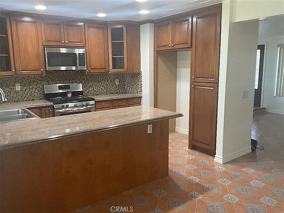 2nd image of 8234 Stonewood Ln