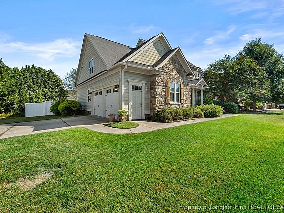 3rd image of 3001 Southridge Ct