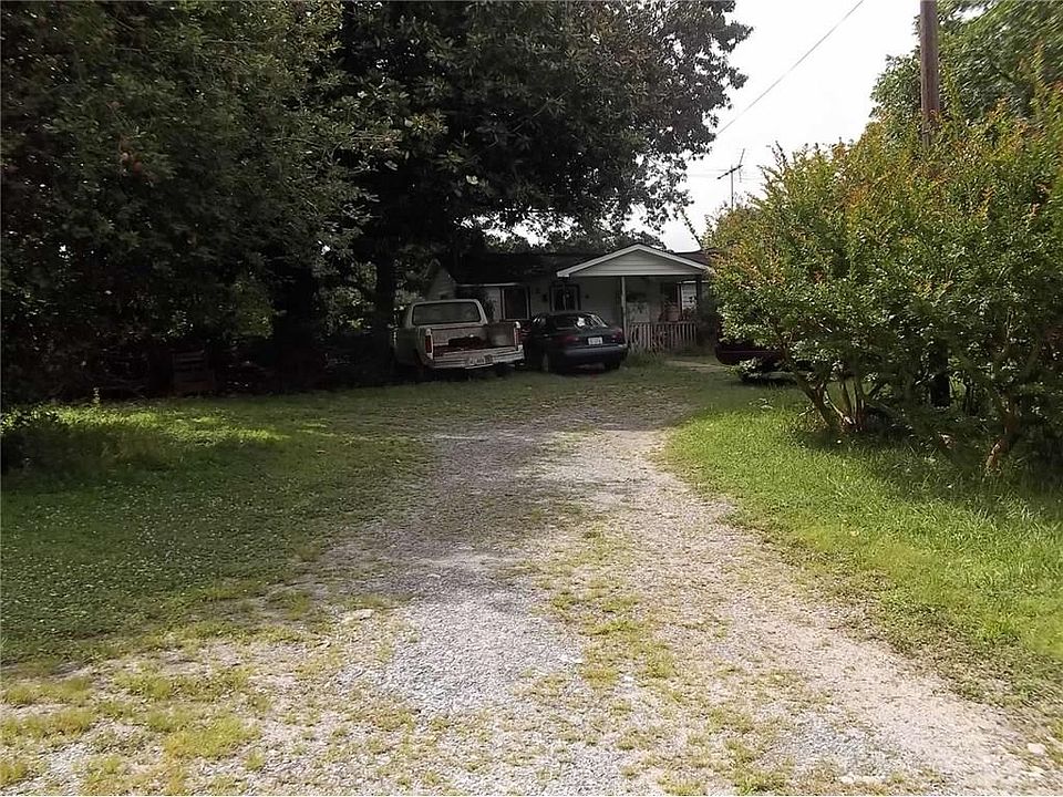 1st image of 1083 Island Ford Rd
