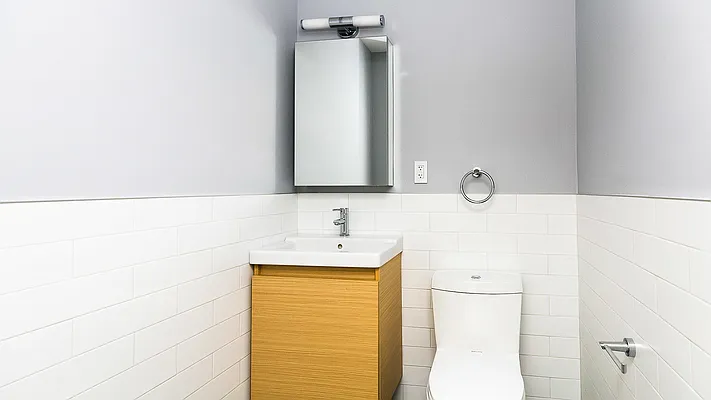 Rented by Nooklyn NYC LLC | media 14