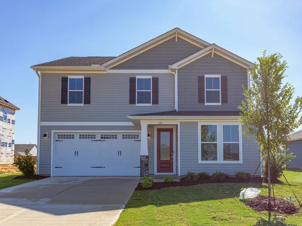 121 Barn Door Dr, Lillington, NC 27546