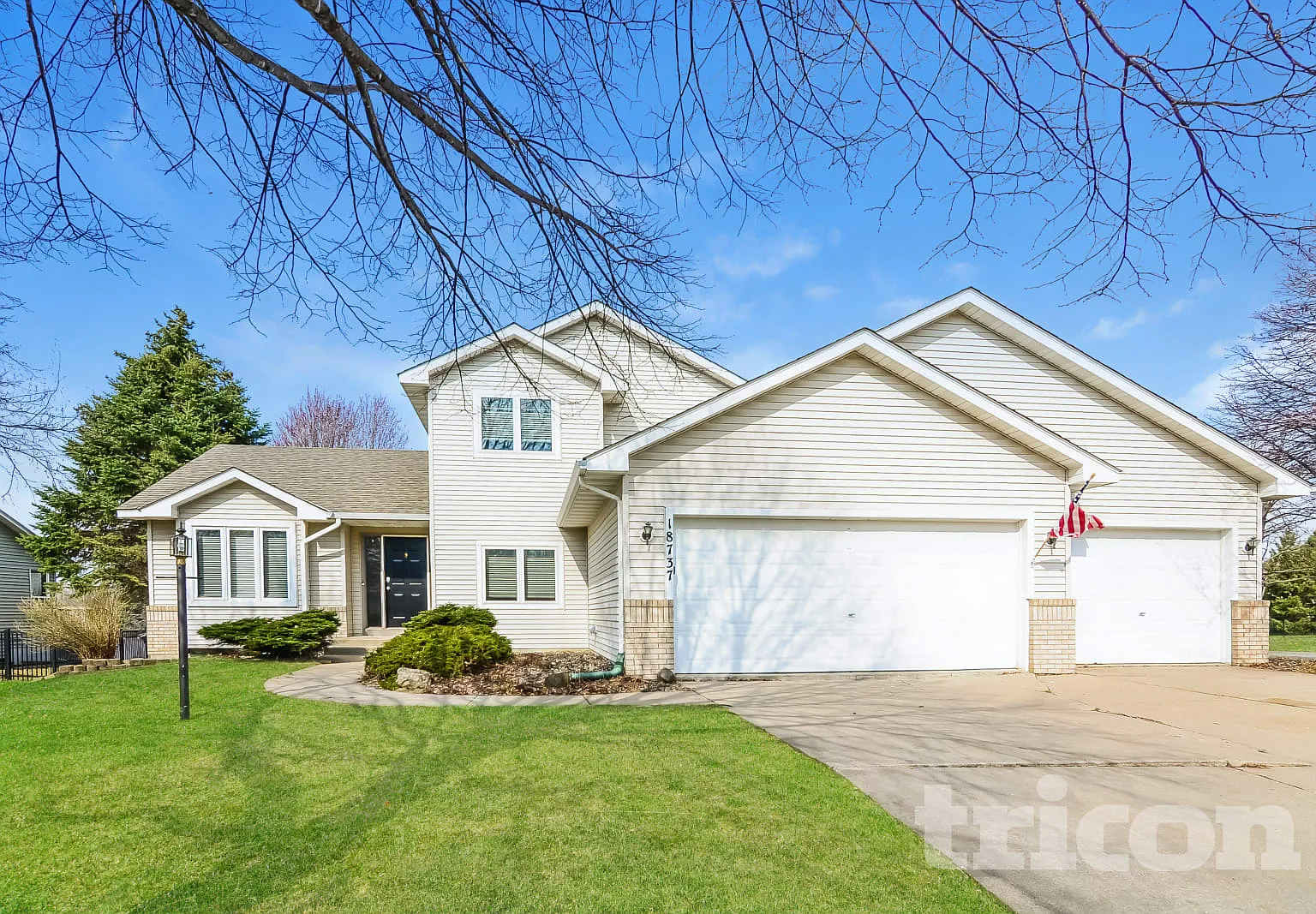 18737 Euclid Path Farmington MN — Photo 1
