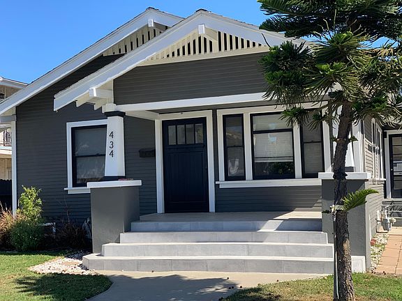 2nd image of 434 Newport Ave