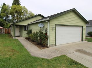 143 Little Butte Dr, Eagle Pt, OR 97524